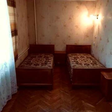 Оренда 2к квартири Черняховського метро Нивки парк Щербаківського