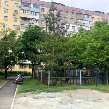 Продам 4 к кв . ЖМ Покровский( Коммунар)