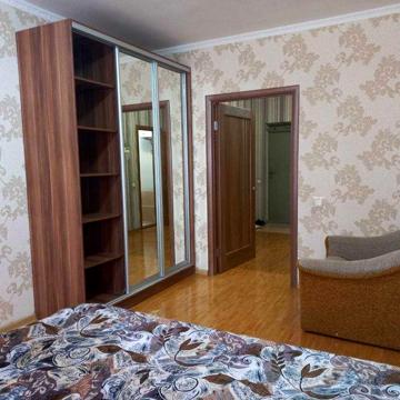1 кімнатна квартира 45 кв м, Привокзальна 8