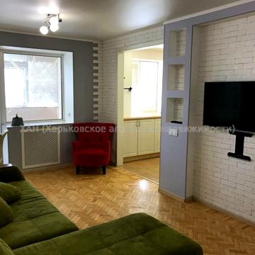 Вартових Неба вул. (Тобольська), 52