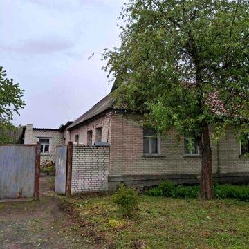 Продам пол домав г. Путивль