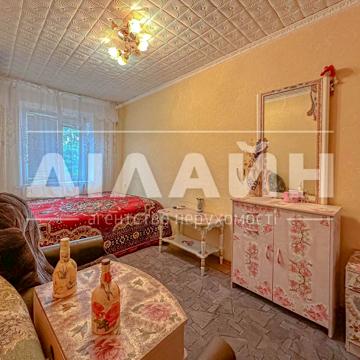Профспілок пл., 3