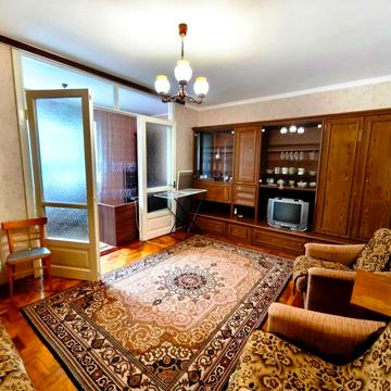 Продам 1-но кімнатну квартиру в Тбіліському кварталі!