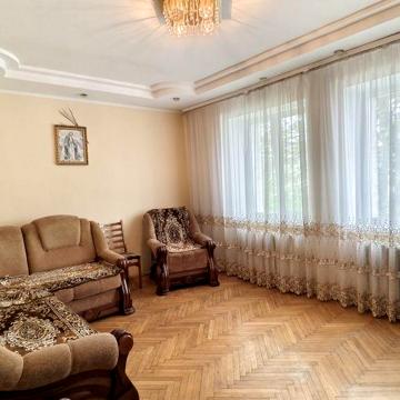 Трикімнатна квартира 87 м2+ гараж у подарунок