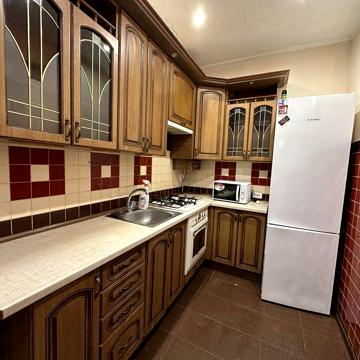 Оренда 2-кімнатної квартири в центрі. Автономне газове