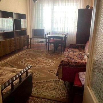 Продам 1 кім. квартиру бул.Незалежності, Масив,м. Бровари SL