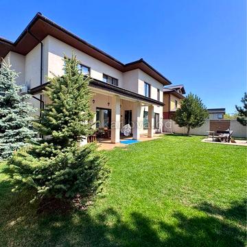 Без комиссии, Дом 420м2 с новым ремонтом в КГ Сосновый Берег