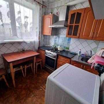 4-к. кв. пр-т Аерокосмічний 94-А. метро.