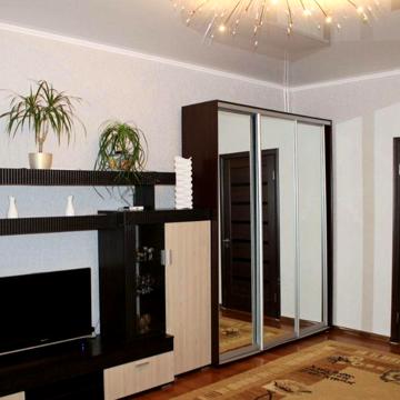 Продам СВОЮ 3х кімн.  квартиру в Олександрівському р-ні. Ціна договірн