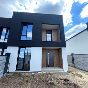 Котедж на Щасливому з автономним газовим опаленням