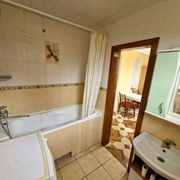 Здається частина будинку Замостя 11000+