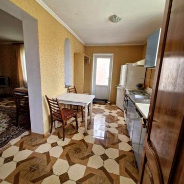Здається частина будинку Замостя 11000+