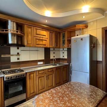 Здам 2-кімнатну квартиру з АВТОНОМКОЮ в СПАЛЬНОМУ р-ні міста