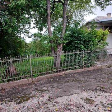 Продається приватний будинок у с. Петриків, у доброму стані.