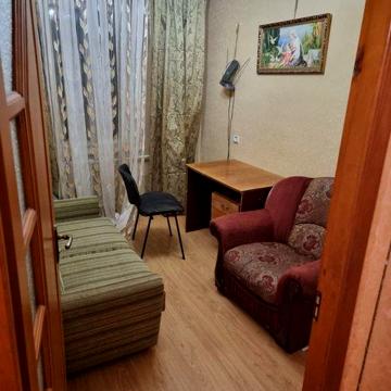 Здам трикімнатну квартиру на довготривалий термін