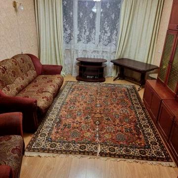 Здам трикімнатну квартиру на довготривалий термін