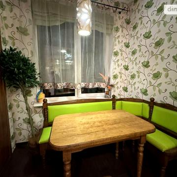 Довгострокова оренда 2к Квартира Драгоманова вулиця
