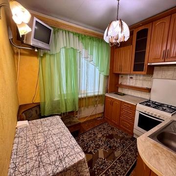 Полтавський Шлях вул., 156