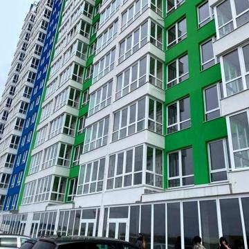 Небесної Сотні просп. (Маршала Жукова), 101