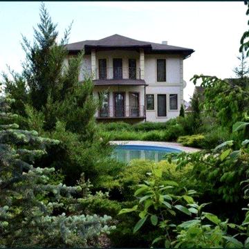 Продаж будинку в Стоянці.