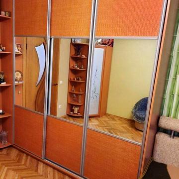 Продається 3-квмнатна квартира вул.Панча,7