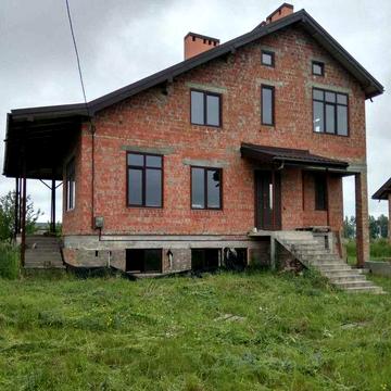 Будинок поблизу Львова (с. Старий Яричів)