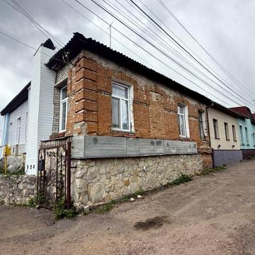 Продається будинок квартирного типу в місті Глухів +торг