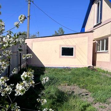Продається одноповерховий будинок з мансардою та новим ремонтом