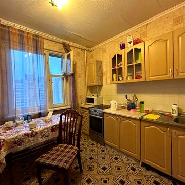 Продаж квартири Бахмацька 10