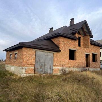 Продається будинок 20 соток у смт.Шкло ( 35 км. Від м.Львів )