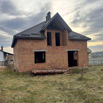 Продається будинок 20 соток у смт.Шкло ( 35 км. Від м.Львів )
