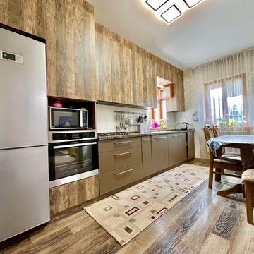 Продаж 2х будинків на вул Харківська