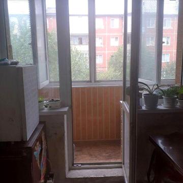 Продам 1 к.кв. 3/5 Героев Харькова 238, метро  Армейская
