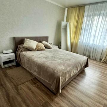 Донецька вул., 53