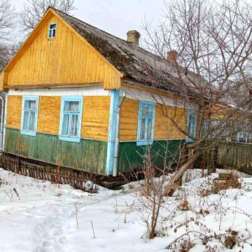 Продам приватизований  житловий  будинок с.новосілки
