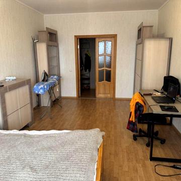 Здам велику 50 м.кв. 1к.кв.в центрі Бучі.Невелика комуналка.Облаштован