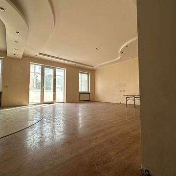 Продаж 3к Квартира Олексія Вадатурського (Маршала Малиновського) вулиця