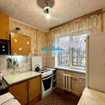Вацлава Гавела бульв. (Івана Лепсе), 85