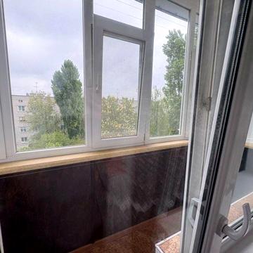 Продам 2 кімнатну квартиру на Крошні