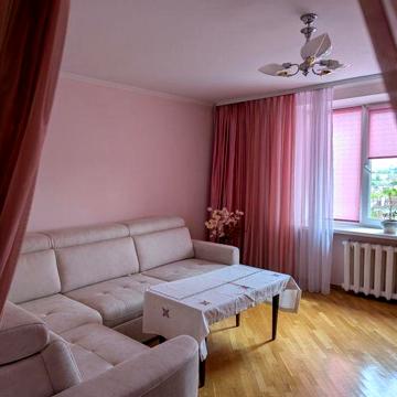Продається 2 кімн. квартира, ЧЕШКА поблизу центру міста ЖК Вавілова