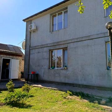 Продам добротний будинок