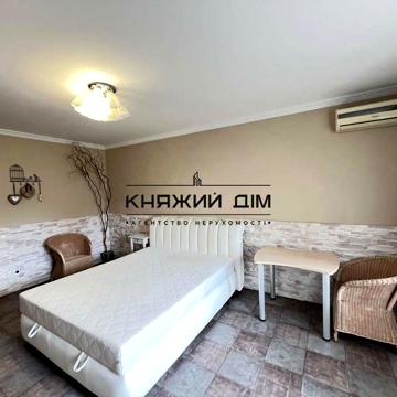Юлії Здановської вул. (Ломоносова), 52-А