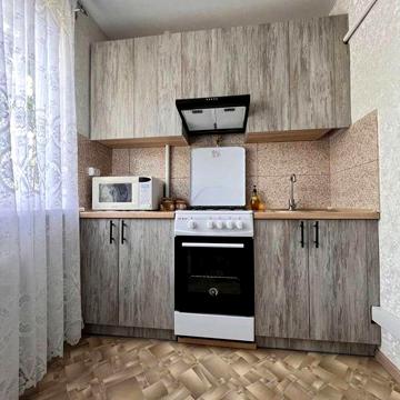 2 кімнатна Центр. Техніка