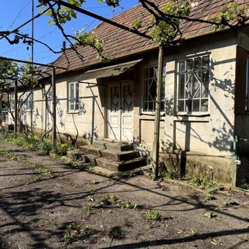 Довгострокова оренда будинку