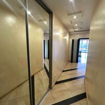 В продаже 2-х ком. квартира с гаражом в центре Одессы,ул.Успенский пер