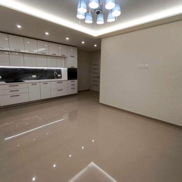 Продам 2к квартиру ЖК Созидатель в центре