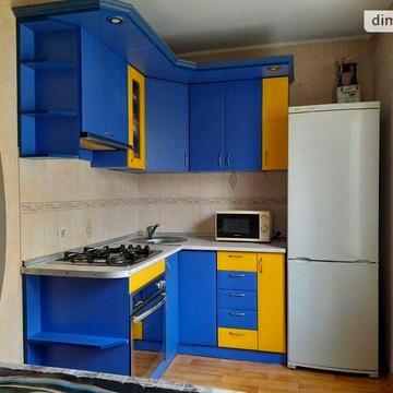 Продаж 3к Квартира Поштова (Горького) вулиця