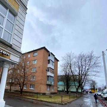 Продам 3 кімнатну квартиру в м.Карлівка