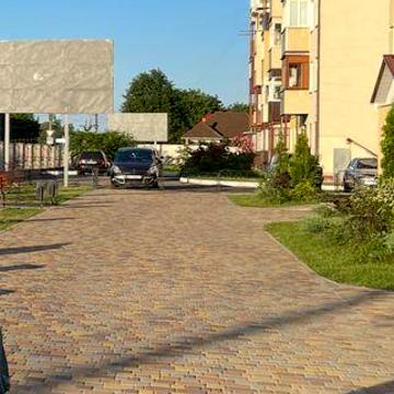 Простора 3-кімнатна квартира Конотоп, район Анкор 78 квадратних метрів