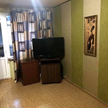 Сдам свою 1 ком.кв. на Салтовке м.Студенческая.4000 и только  свет.